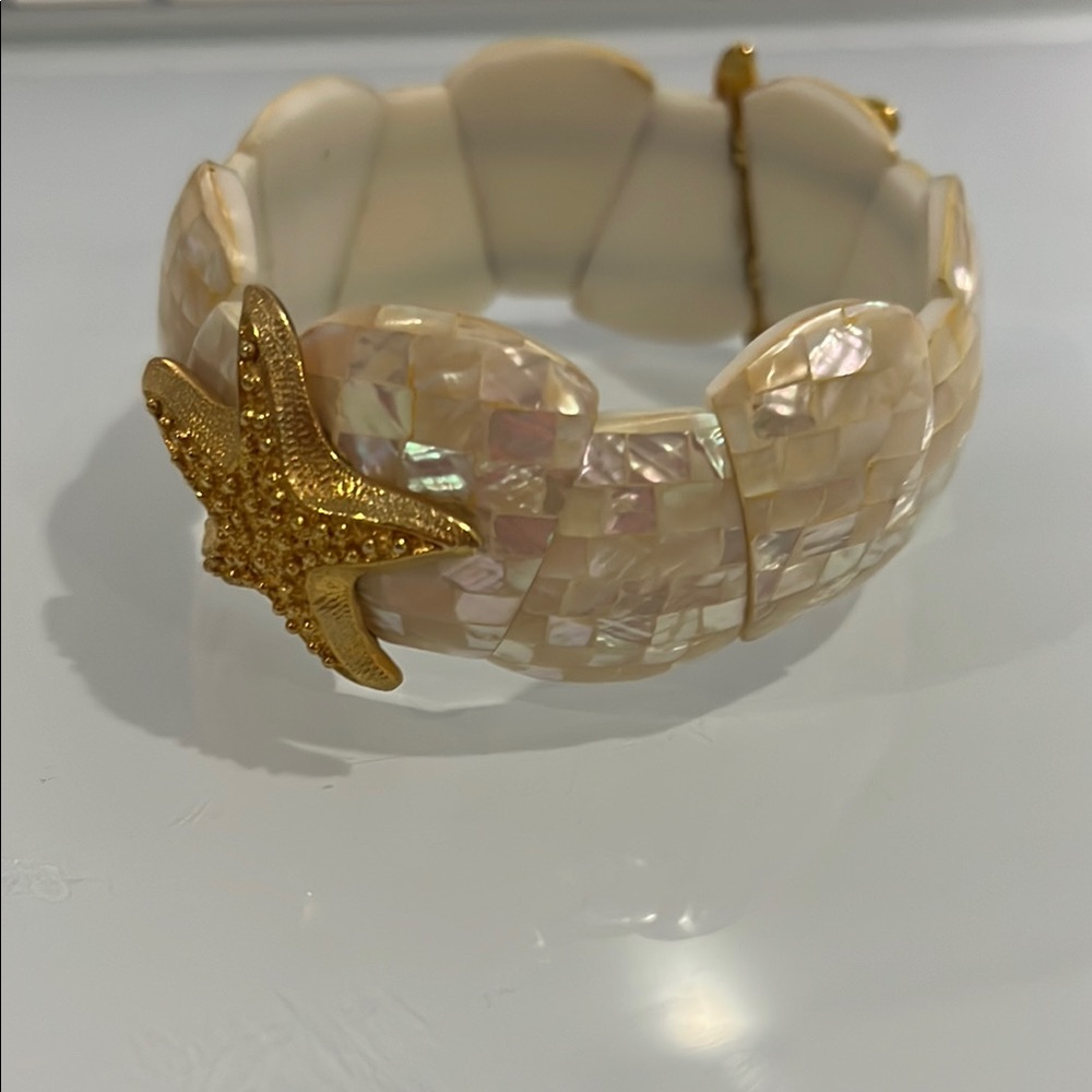 Gold and Cream Starfish Bracelet